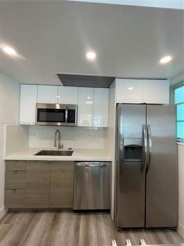 729 MERIDIAN AV 10, Miami Beach, FL 33139