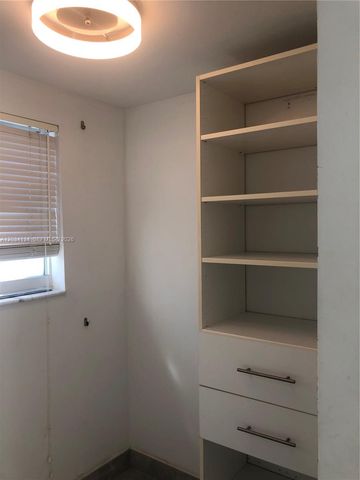 729 MERIDIAN AV 10, Miami Beach, FL 33139