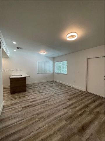 729 MERIDIAN AV 10, Miami Beach, FL 33139