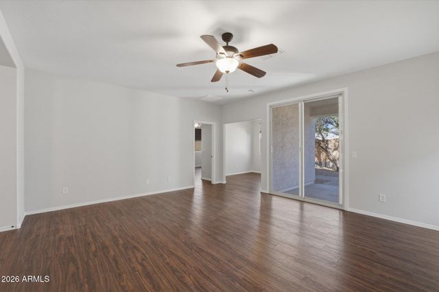 2116 E KINGS Avenue, Phoenix, AZ 85022