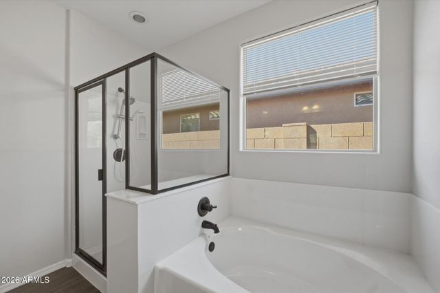 2116 E KINGS Avenue, Phoenix, AZ 85022