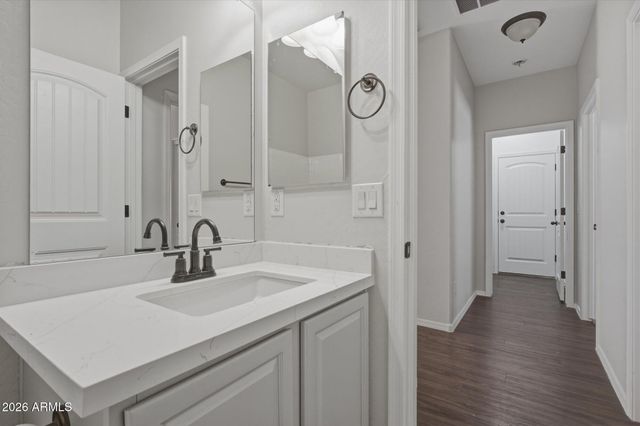 2116 E KINGS Avenue, Phoenix, AZ 85022