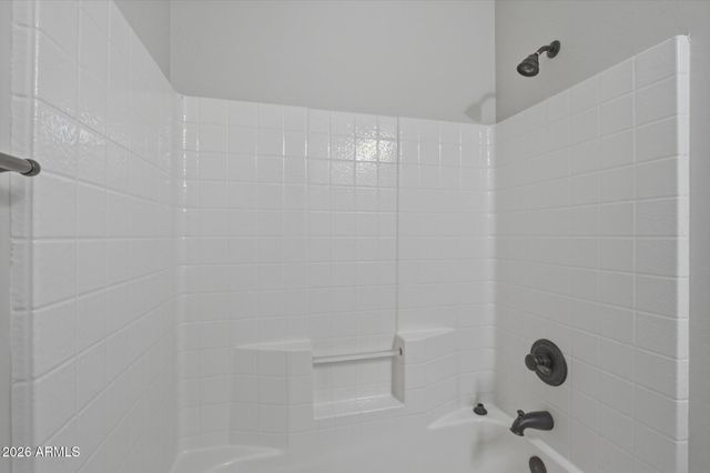 2116 E KINGS Avenue, Phoenix, AZ 85022