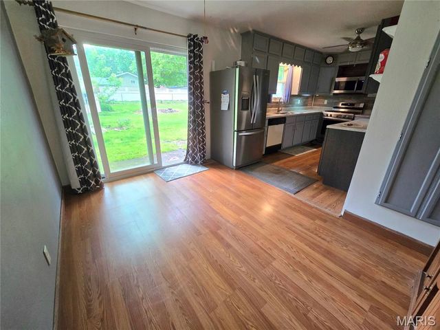 111 Theresa Drive, Troy, IL 62294