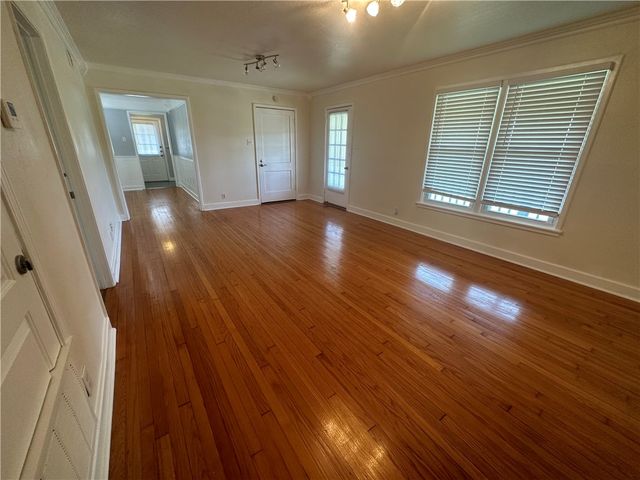 425 Louisiana Ave, Corpus Christi, TX 78404