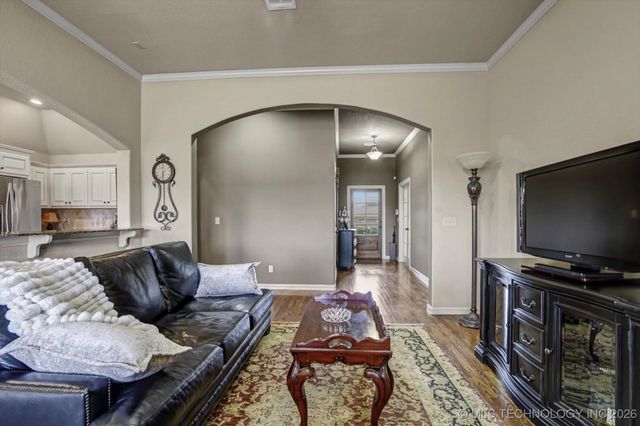 13603 S Owasso Place, Glenpool, OK 74033