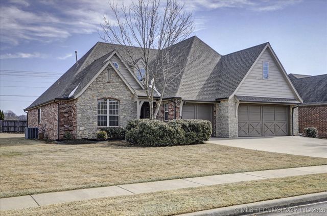 13603 S Owasso Place, Glenpool, OK 74033