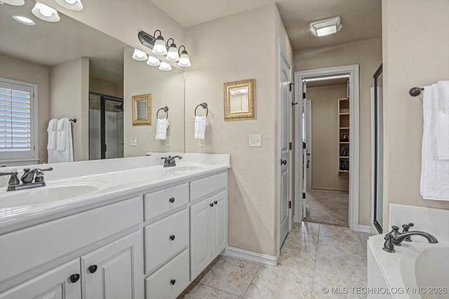 13603 S Owasso Place, Glenpool, OK 74033