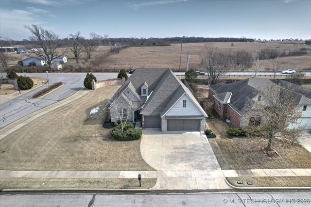 13603 S Owasso Place, Glenpool, OK 74033