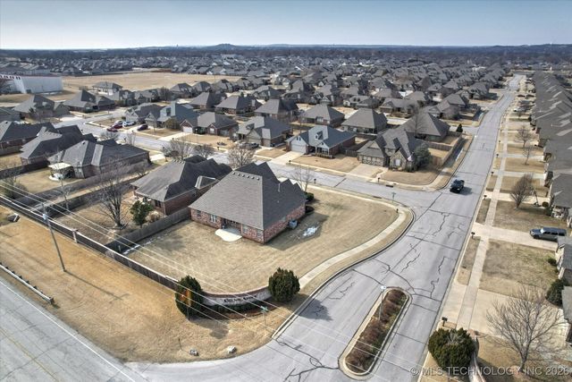 13603 S Owasso Place, Glenpool, OK 74033