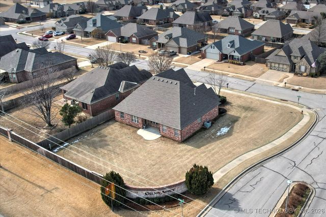 13603 S Owasso Place, Glenpool, OK 74033