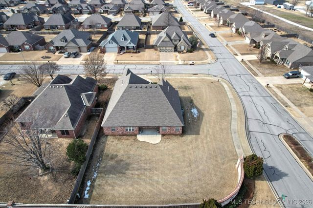 13603 S Owasso Place, Glenpool, OK 74033