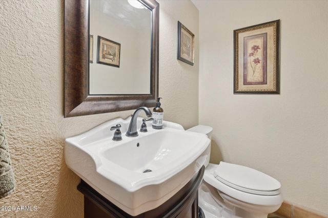 15629 N 10TH Place, Phoenix, AZ 85022