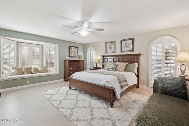 15629 N 10TH Place, Phoenix, AZ 85022