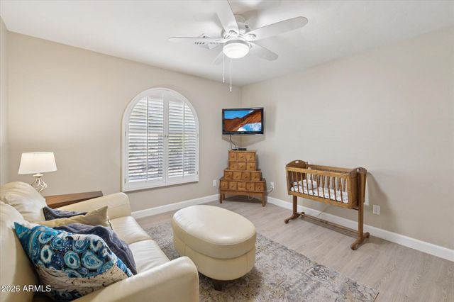 15629 N 10TH Place, Phoenix, AZ 85022