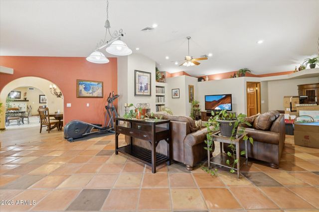 15629 N 10TH Place, Phoenix, AZ 85022