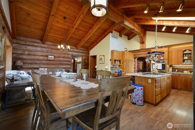 46711 Mountain Hwy E, Eatonville, WA 98328