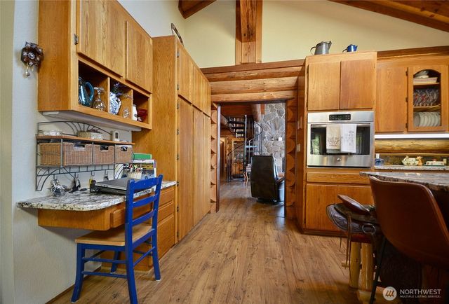 46711 Mountain Hwy E, Eatonville, WA 98328