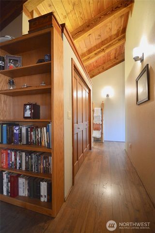 46711 Mountain Hwy E, Eatonville, WA 98328