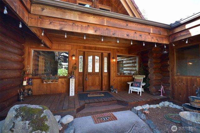 46711 Mountain Hwy E, Eatonville, WA 98328