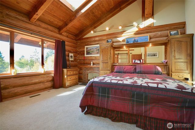 46711 Mountain Hwy E, Eatonville, WA 98328