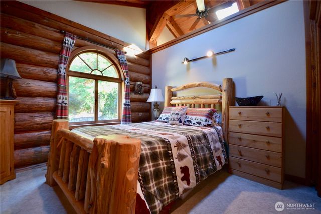 46711 Mountain Hwy E, Eatonville, WA 98328