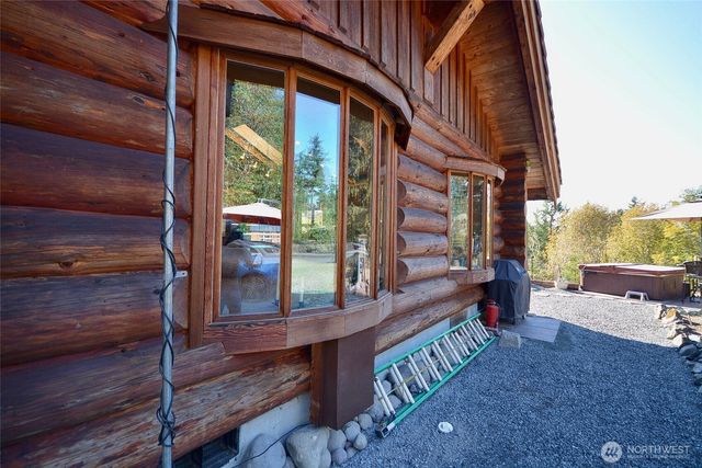 46711 Mountain Hwy E, Eatonville, WA 98328