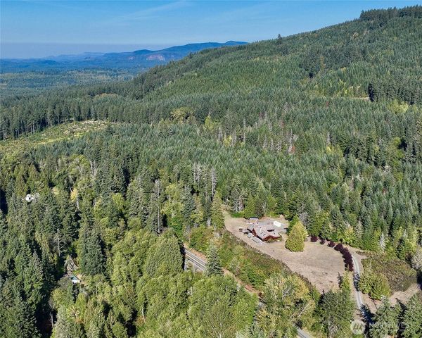 46711 Mountain Hwy E, Eatonville, WA 98328