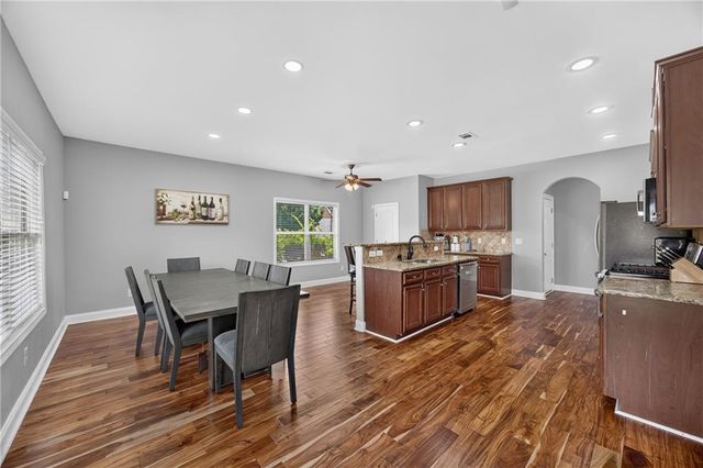 3831 Lake Haven Way, Atlanta, GA 30349