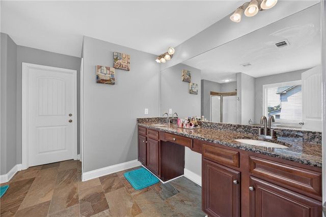 3831 Lake Haven Way, Atlanta, GA 30349
