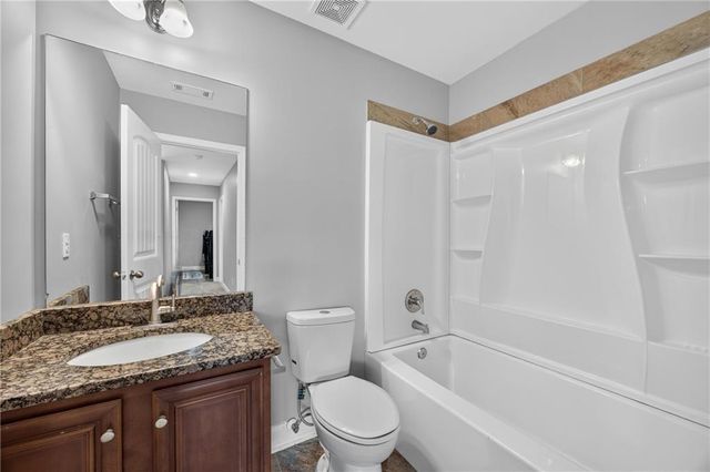 3831 Lake Haven Way, Atlanta, GA 30349