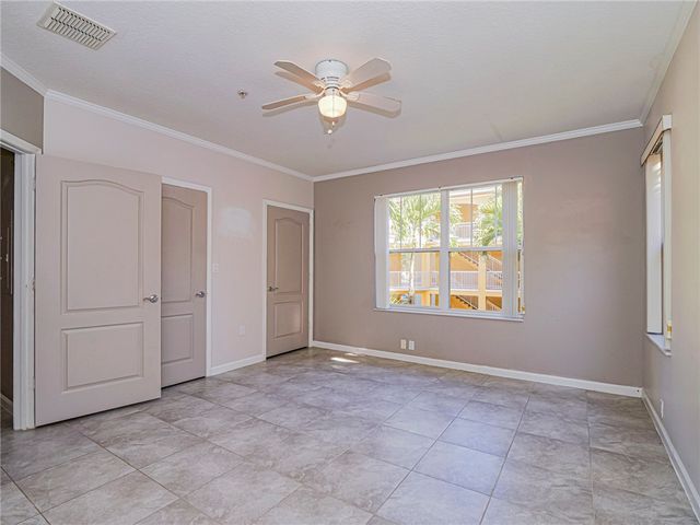 5045 Fairways Circle D207, Vero Beach, FL 32967