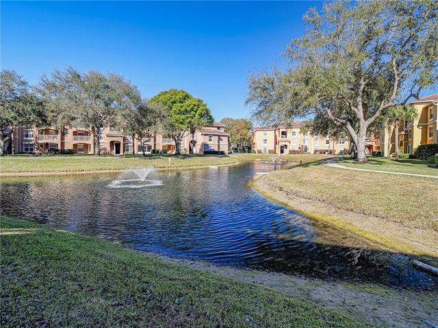 5045 Fairways Circle D207, Vero Beach, FL 32967