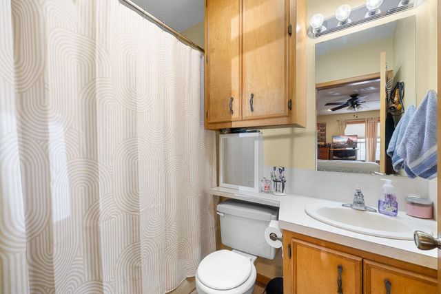 1326 Kathy Avenue, Sealy, TX 77474