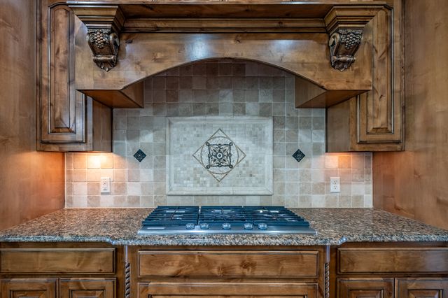 2705 Shady Lane S, Arlington, TX 76001