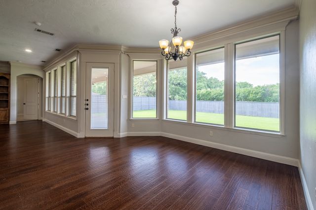 2705 Shady Lane S, Arlington, TX 76001