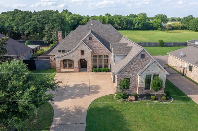 2705 Shady Lane S, Arlington, TX 76001