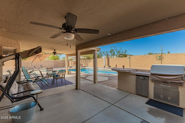 6424 E MENLO Street, Mesa, AZ 85215