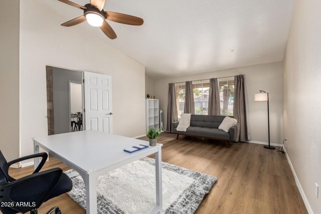 6424 E MENLO Street, Mesa, AZ 85215