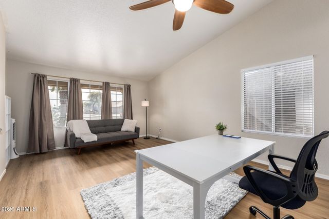 6424 E MENLO Street, Mesa, AZ 85215