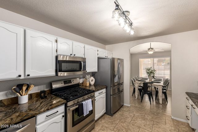 6424 E MENLO Street, Mesa, AZ 85215