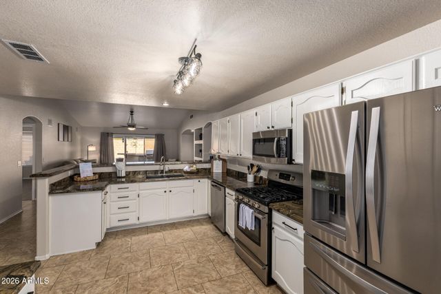 6424 E MENLO Street, Mesa, AZ 85215