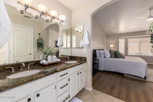 6424 E MENLO Street, Mesa, AZ 85215