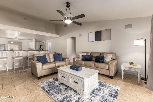 6424 E MENLO Street, Mesa, AZ 85215