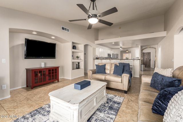 6424 E MENLO Street, Mesa, AZ 85215