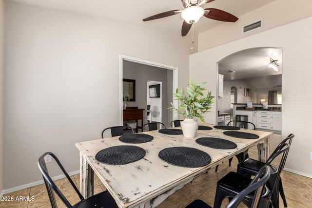 6424 E MENLO Street, Mesa, AZ 85215