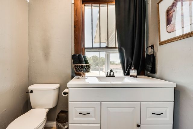 908 N Goliad Street, Rockwall, TX 75087