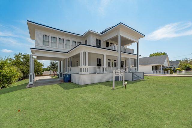 908 N Goliad Street, Rockwall, TX 75087