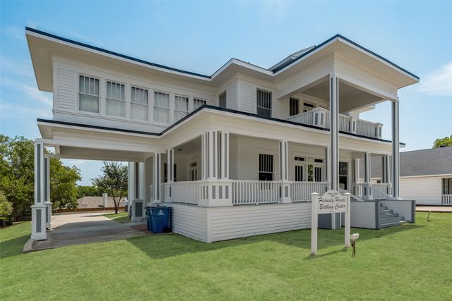 908 N Goliad Street, Rockwall, TX 75087