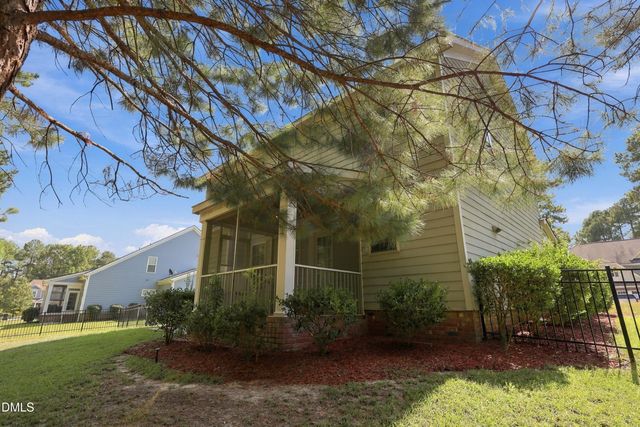 419 Rolling Pines Drive, Spring Lake, NC 28390
